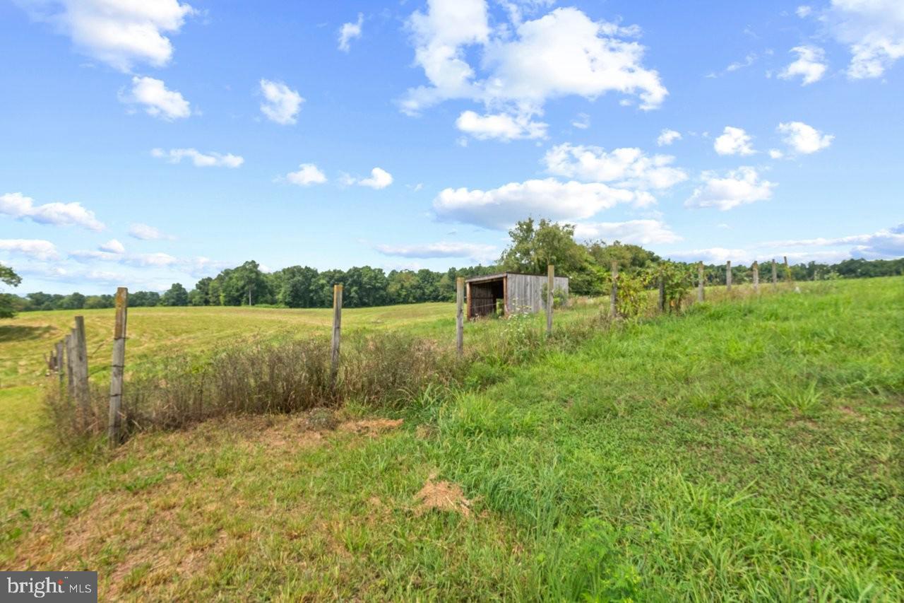 3985 Fairview Rd Property Photo 58
