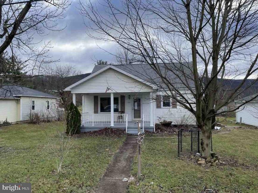 15445 Real Estate Listings Main Image