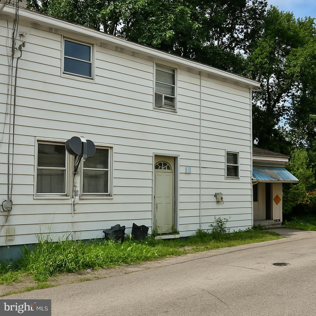 376 SHERMAN AVE