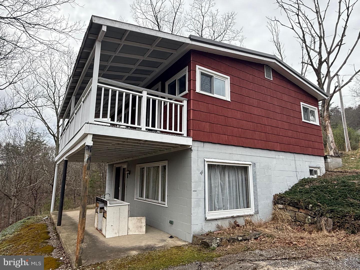 2741 Cottage Lane Property Photo 1