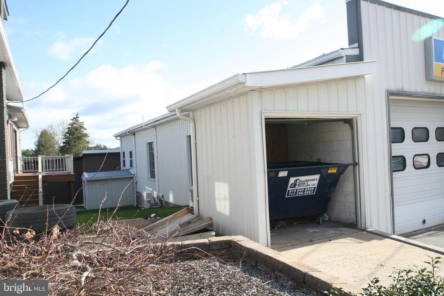 288 Water St Property Photo 4