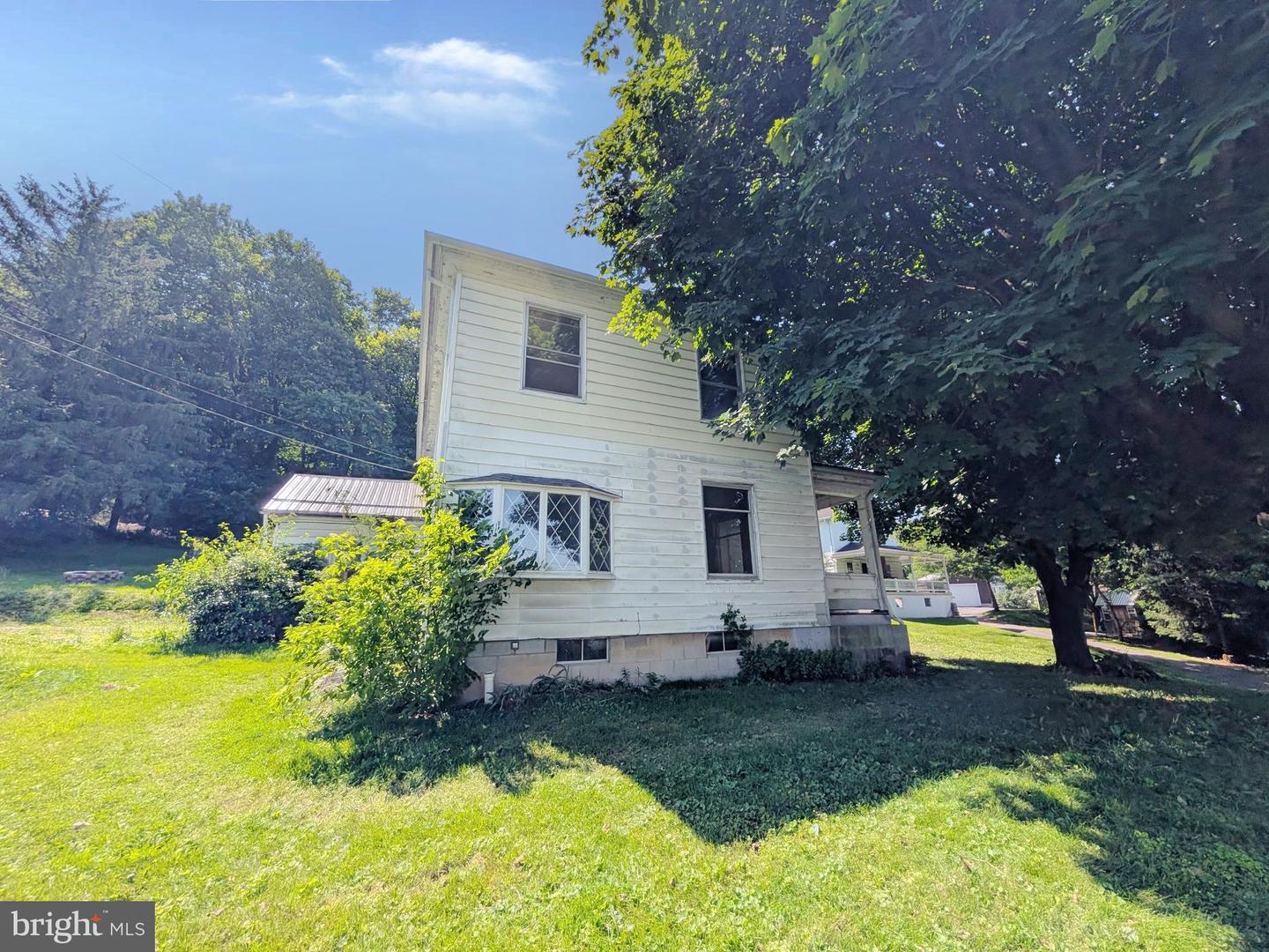 610 Saint Peters St Property Photo 1