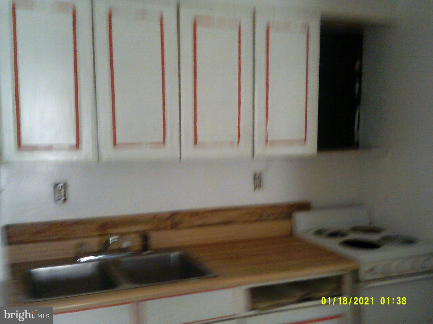 14210 Croghan Property Photo 8