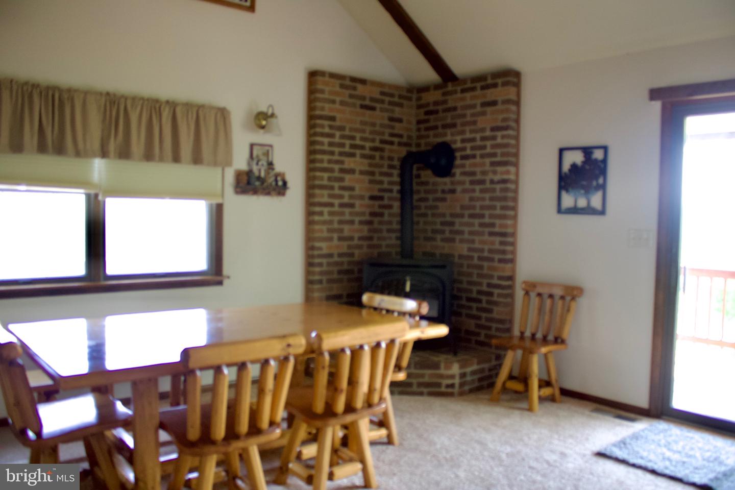 13651 Farm Ln Property Photo 8
