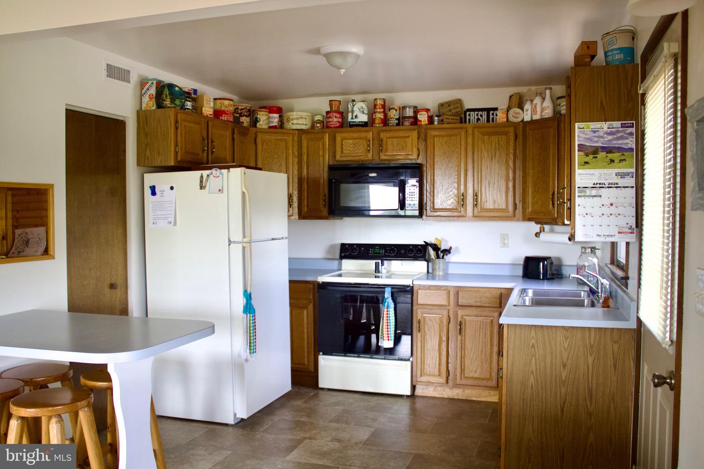13651 Farm Ln Property Photo 12