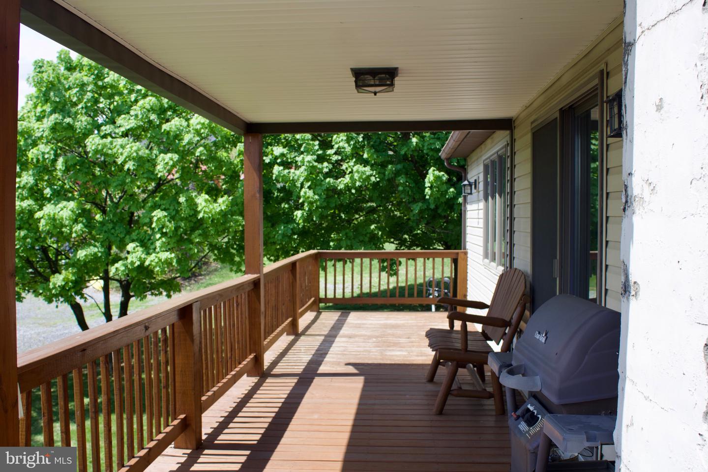 13651 Farm Ln Property Photo 18