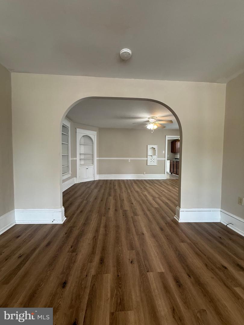 1512 Moore St Property Photo 14