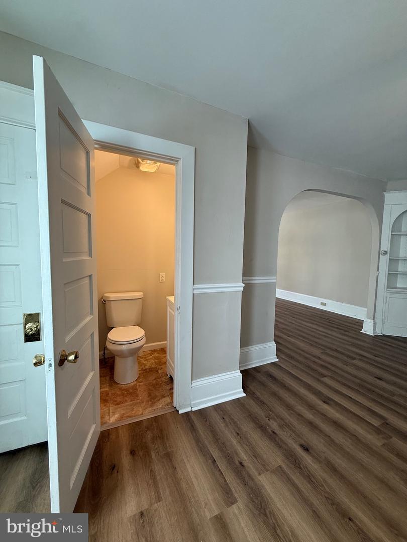 1512 Moore St Property Photo 20