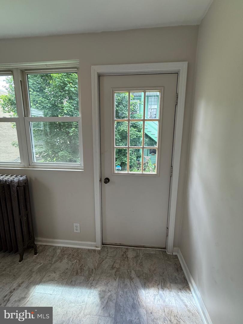 1512 Moore St Property Photo 29