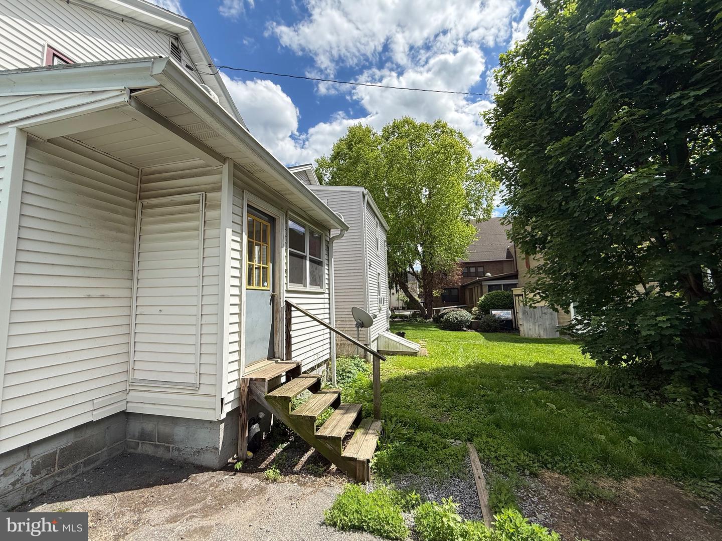 1512 Moore St Property Photo 34