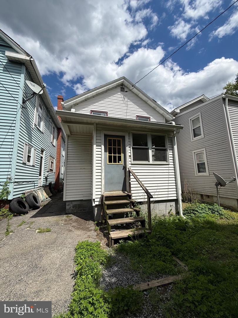1512 Moore St Property Photo 35