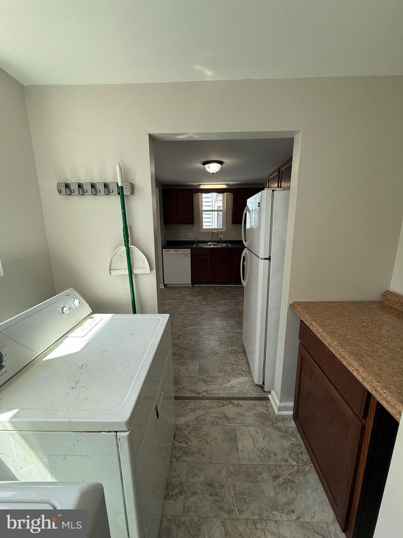 1512 Moore St Property Photo 46