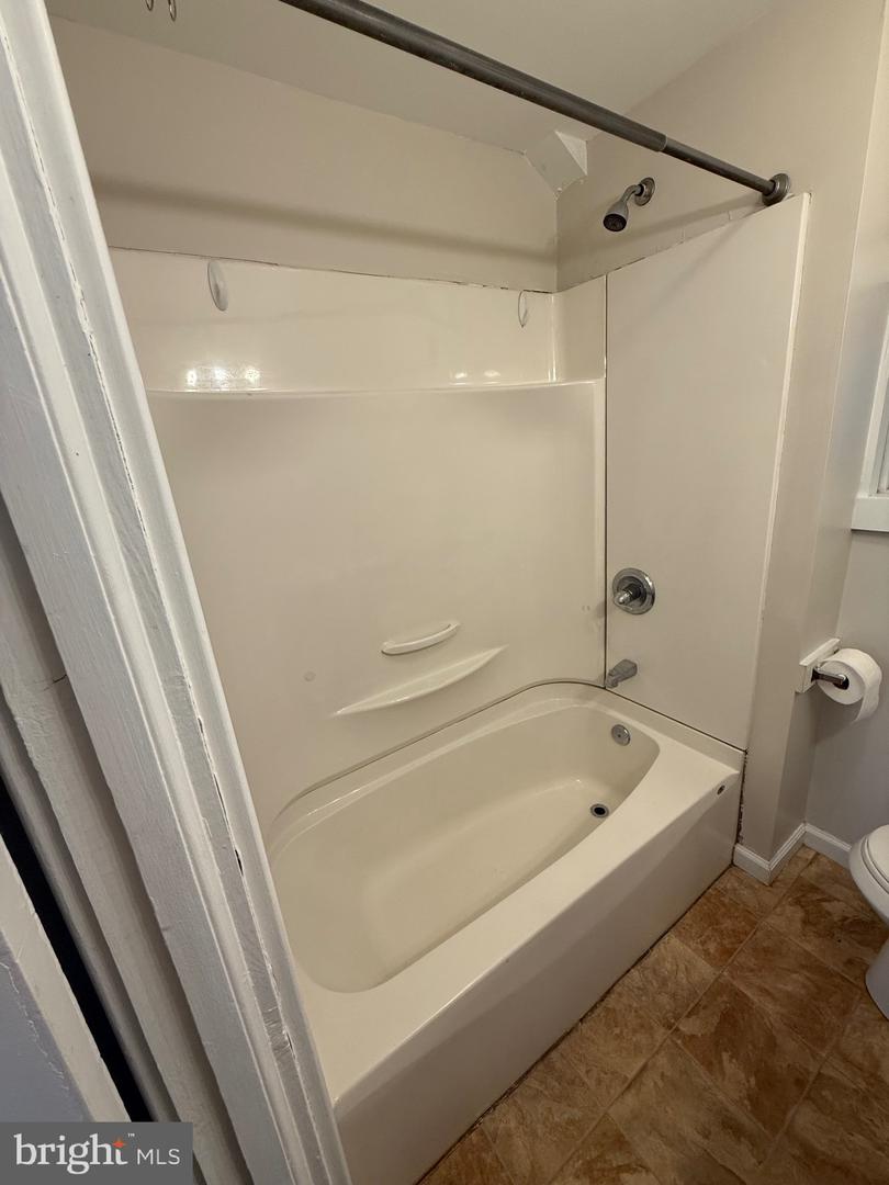 1512 Moore St Property Photo 65