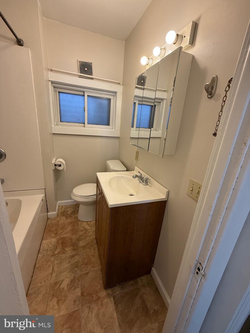 1512 Moore St Property Photo 66