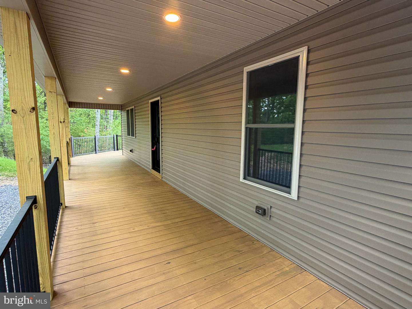 7776 Echo Heights Dr Property Photo 8