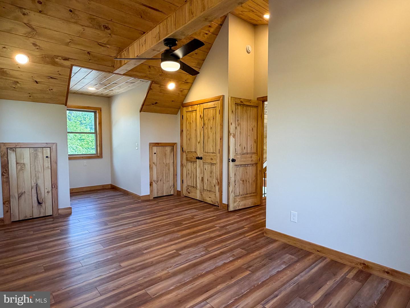 7776 Echo Heights Dr Property Photo 22