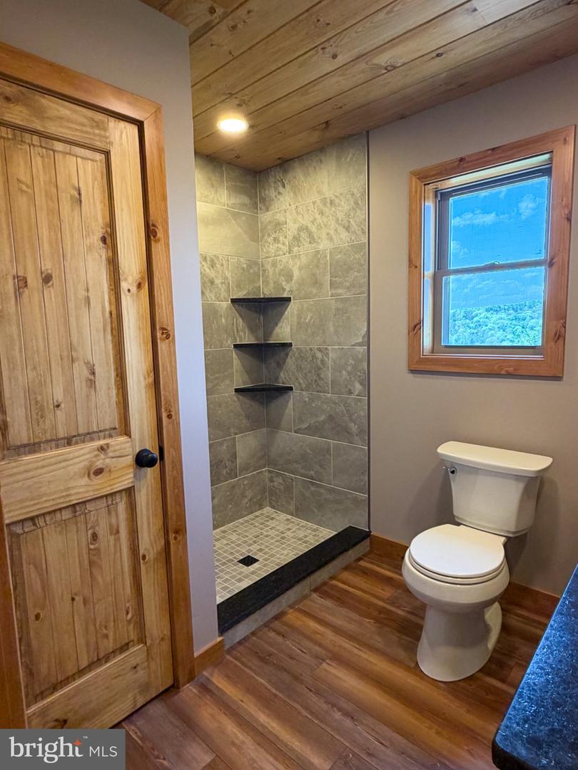 7776 Echo Heights Dr Property Photo 24