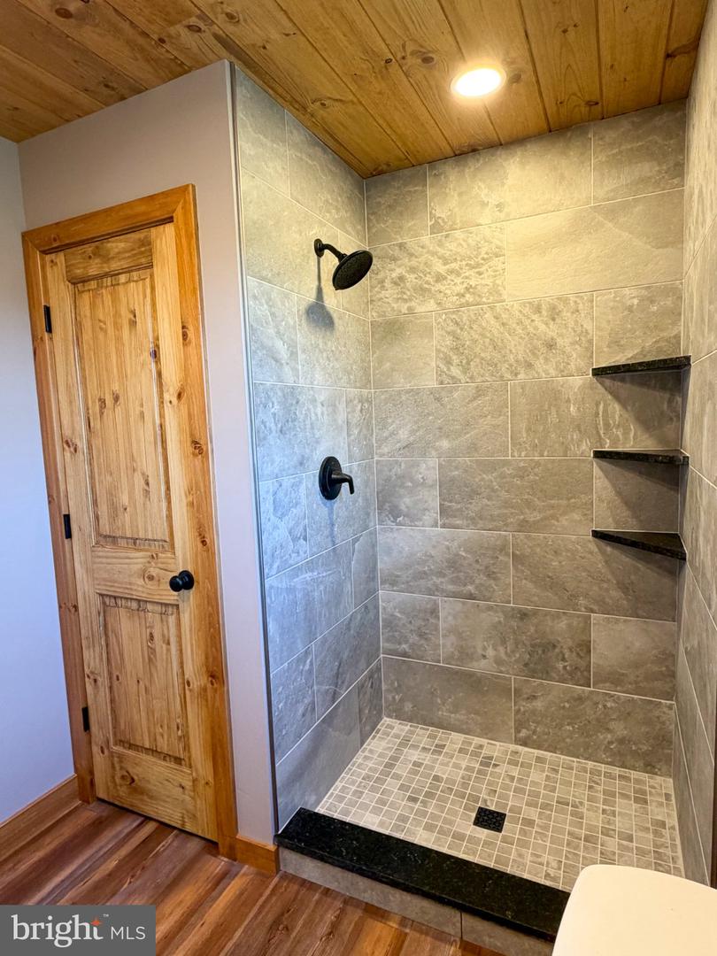 7776 Echo Heights Dr Property Photo 25