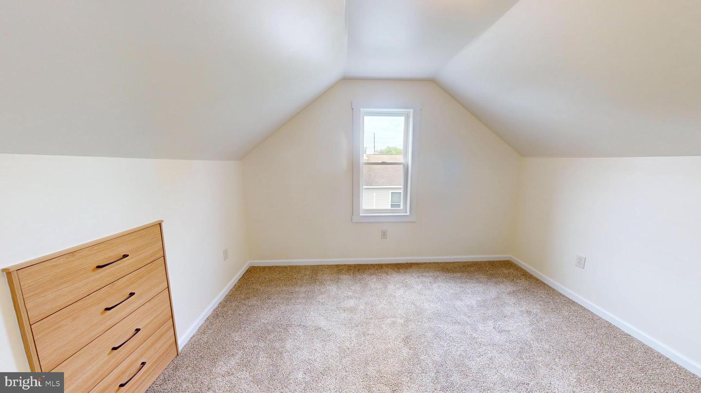 10475 Fairgrounds Rd Property Photo 22