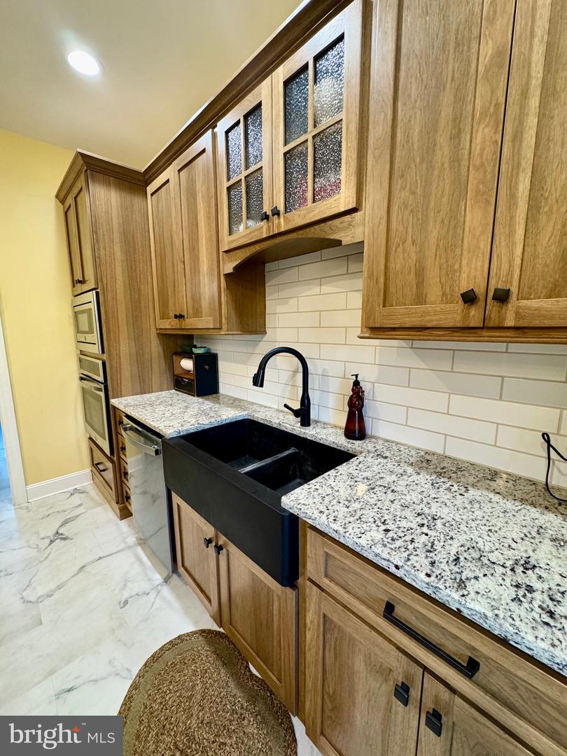 11698 Chaney Spring Rd Property Photo 34