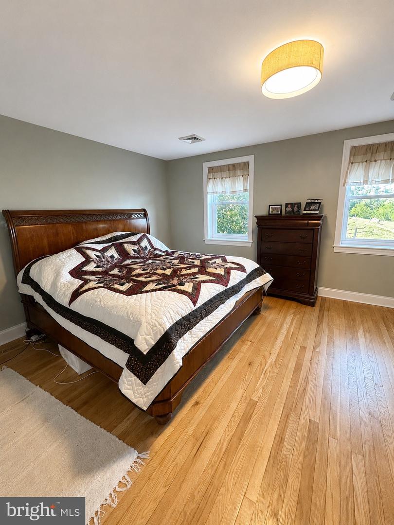 11698 Chaney Spring Rd Property Photo 40