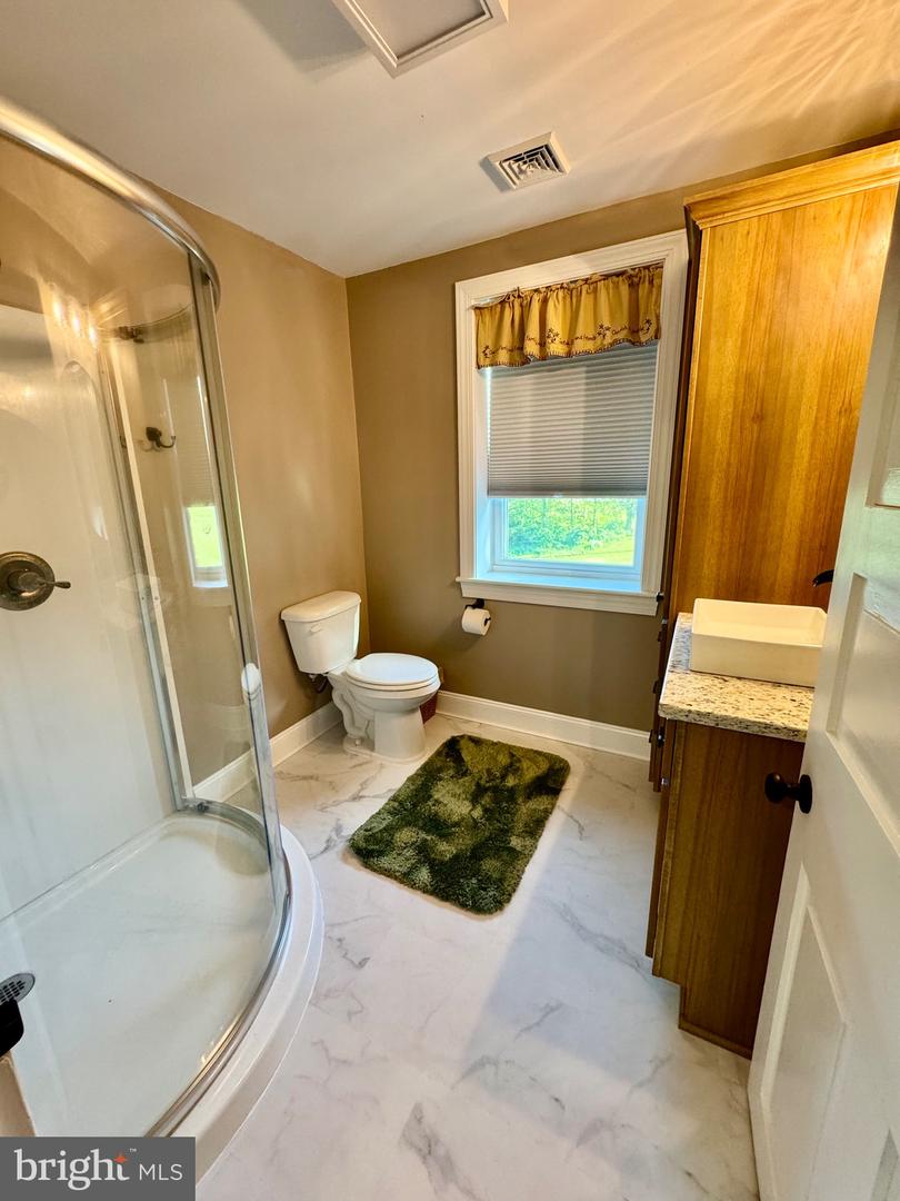 11698 Chaney Spring Rd Property Photo 51