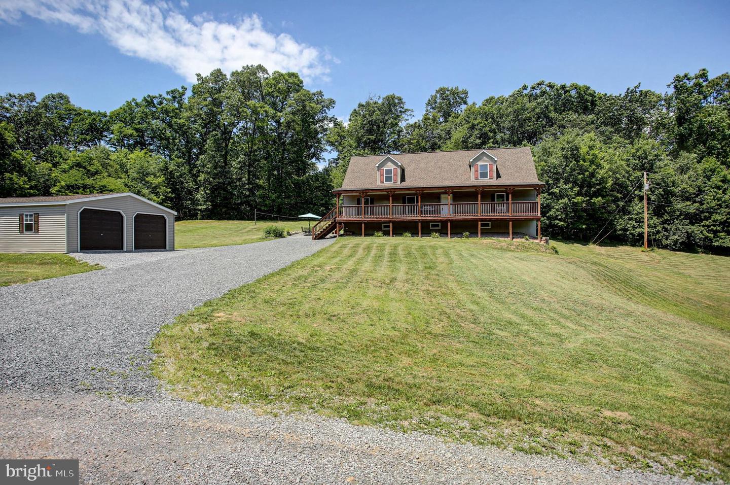 21060 Revercomb Ln Property Photo 1