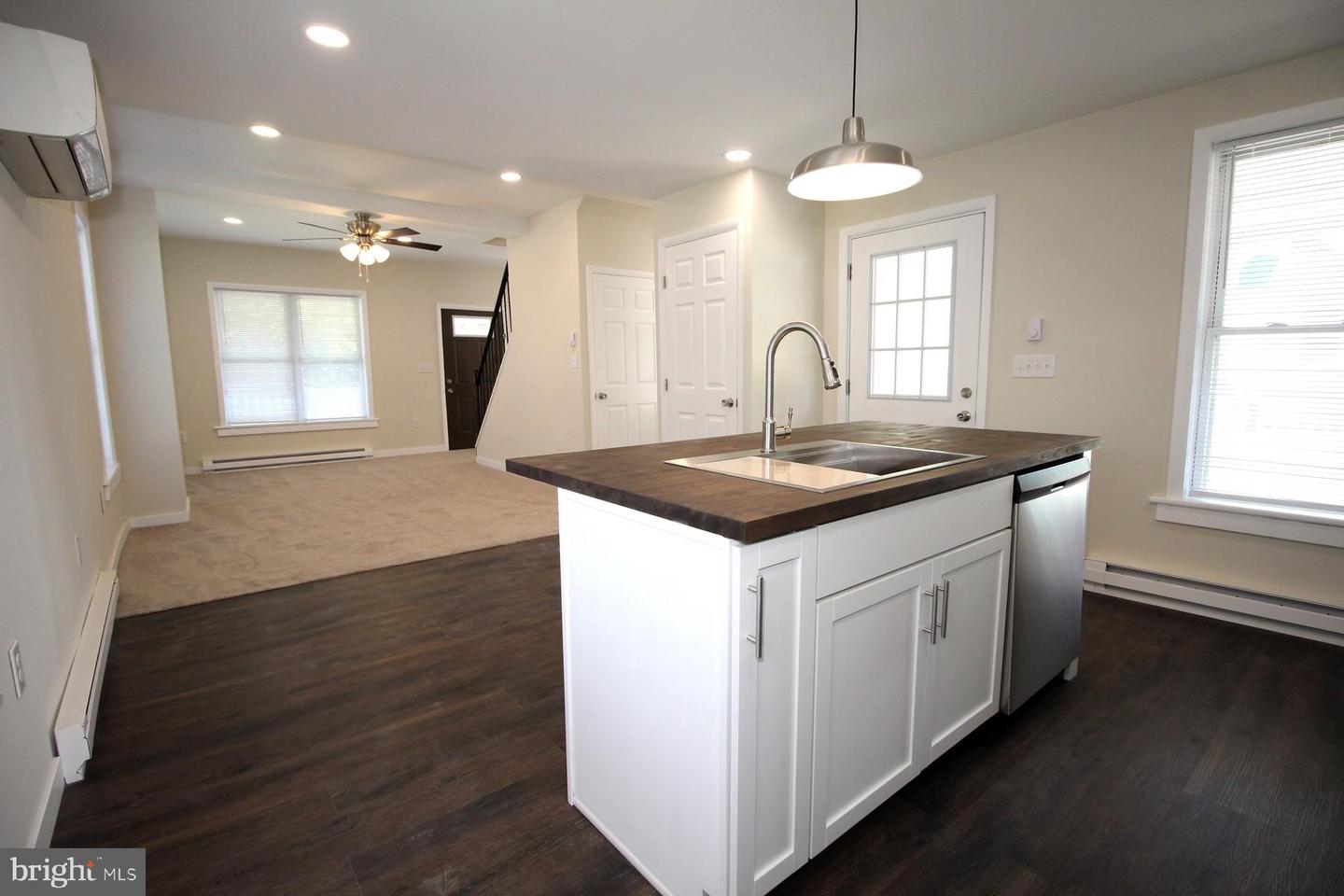 14005 Allen Property Photo 6