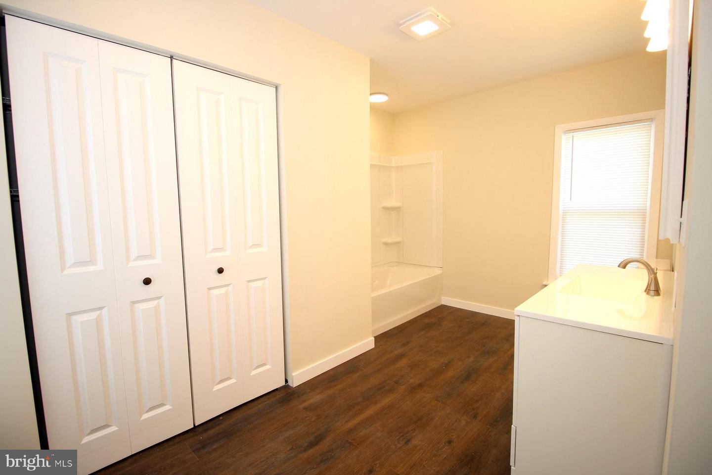 14005 Allen Property Photo 20