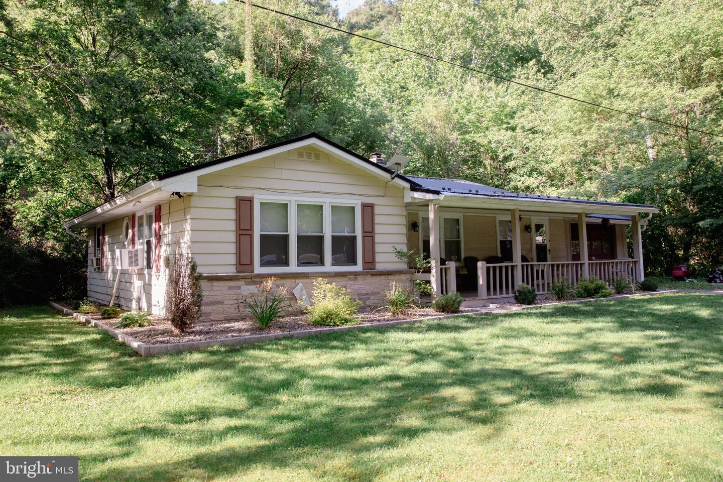21815 Croghan Pike Property Photo 9
