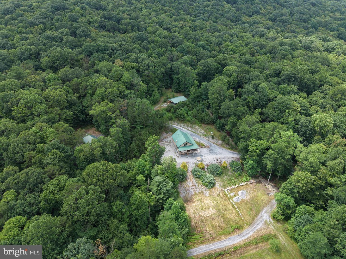 17147 Surgar Run Property Photo 4
