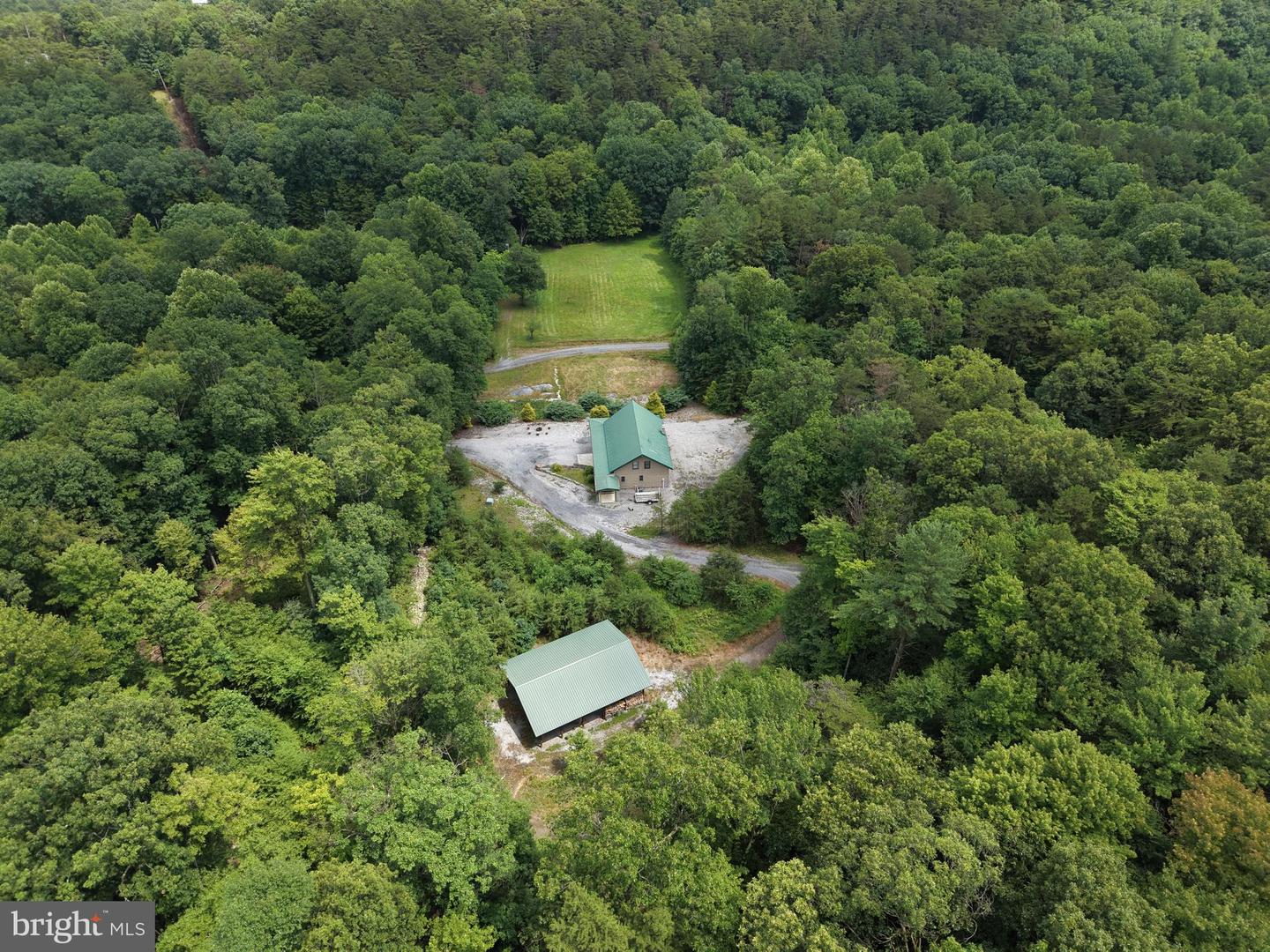 17147 Surgar Run Property Photo 9