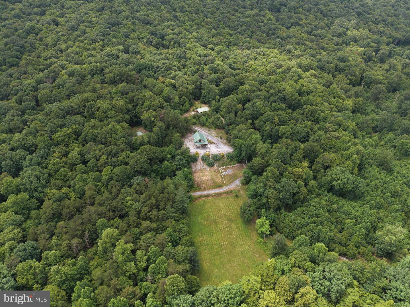 17147 Surgar Run Property Photo 13