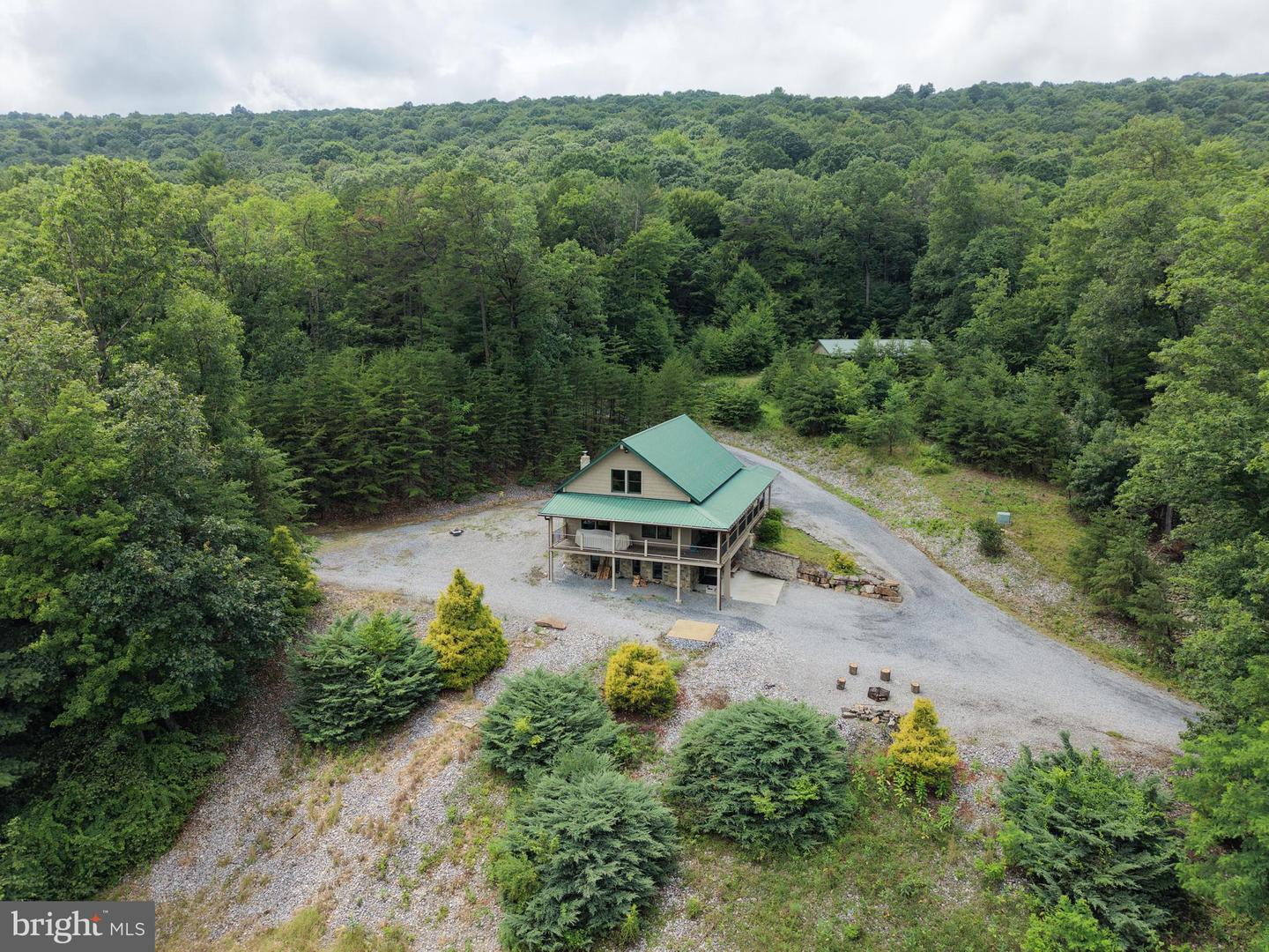 17147 Surgar Run Property Photo 14