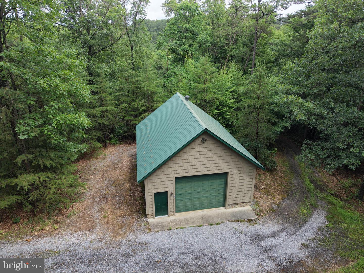 17147 Surgar Run Property Photo 22