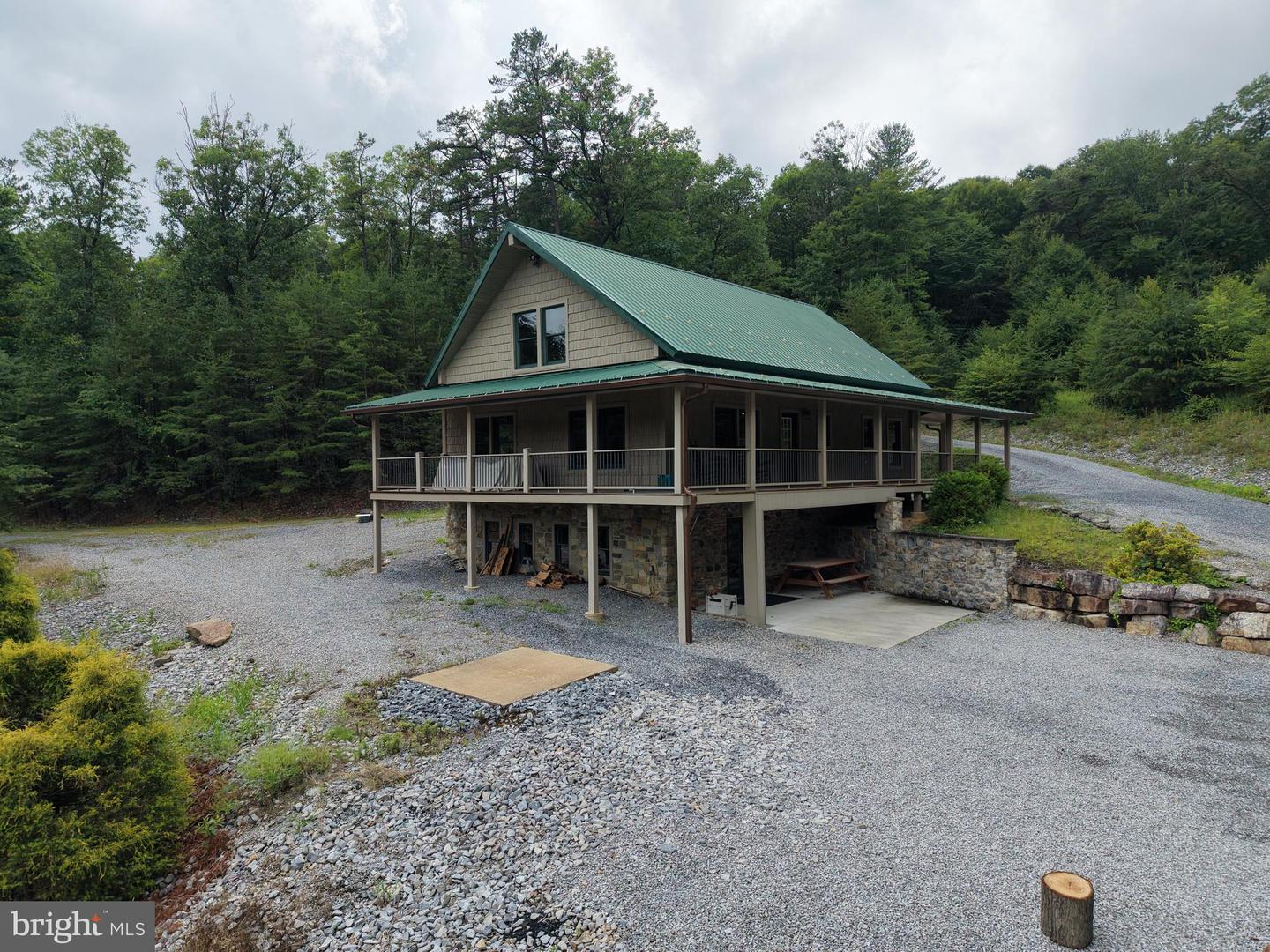 17147 Surgar Run Property Photo 25