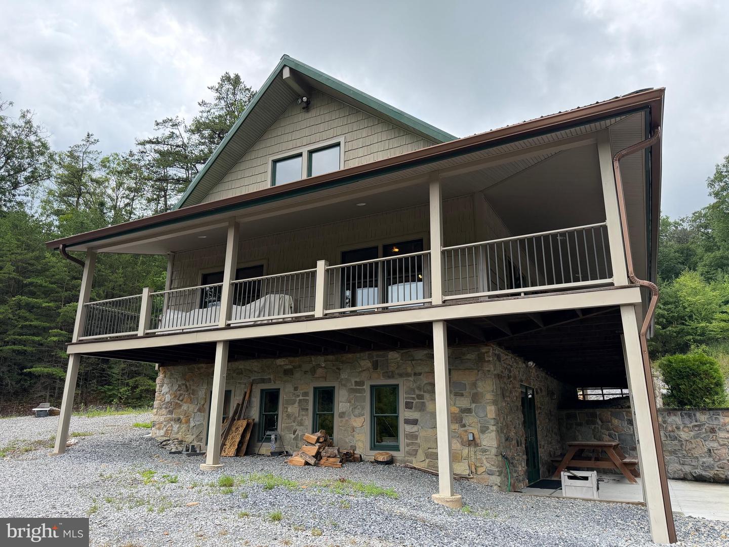 17147 Surgar Run Property Photo 32