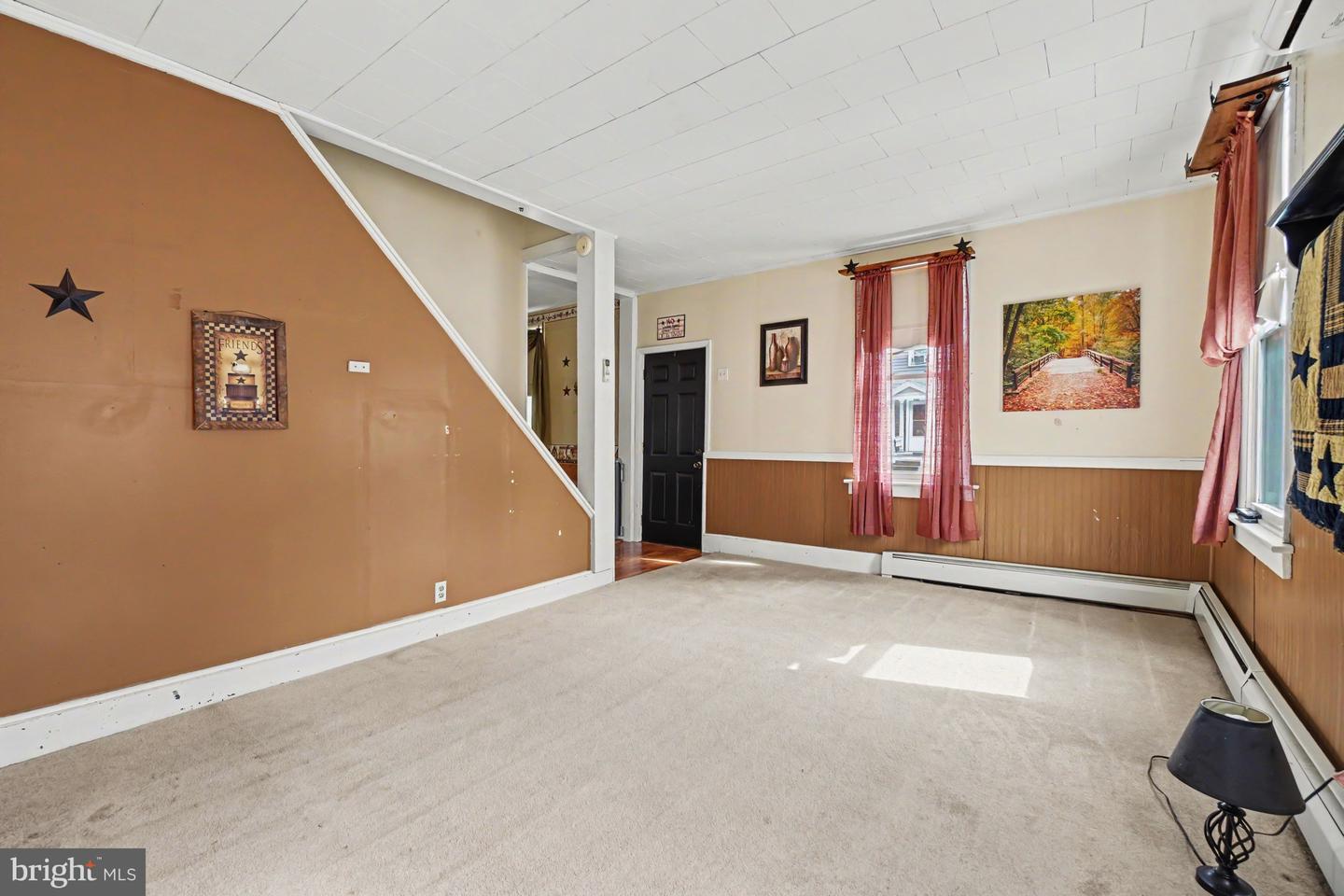 306 Ridgley St Property Photo 4