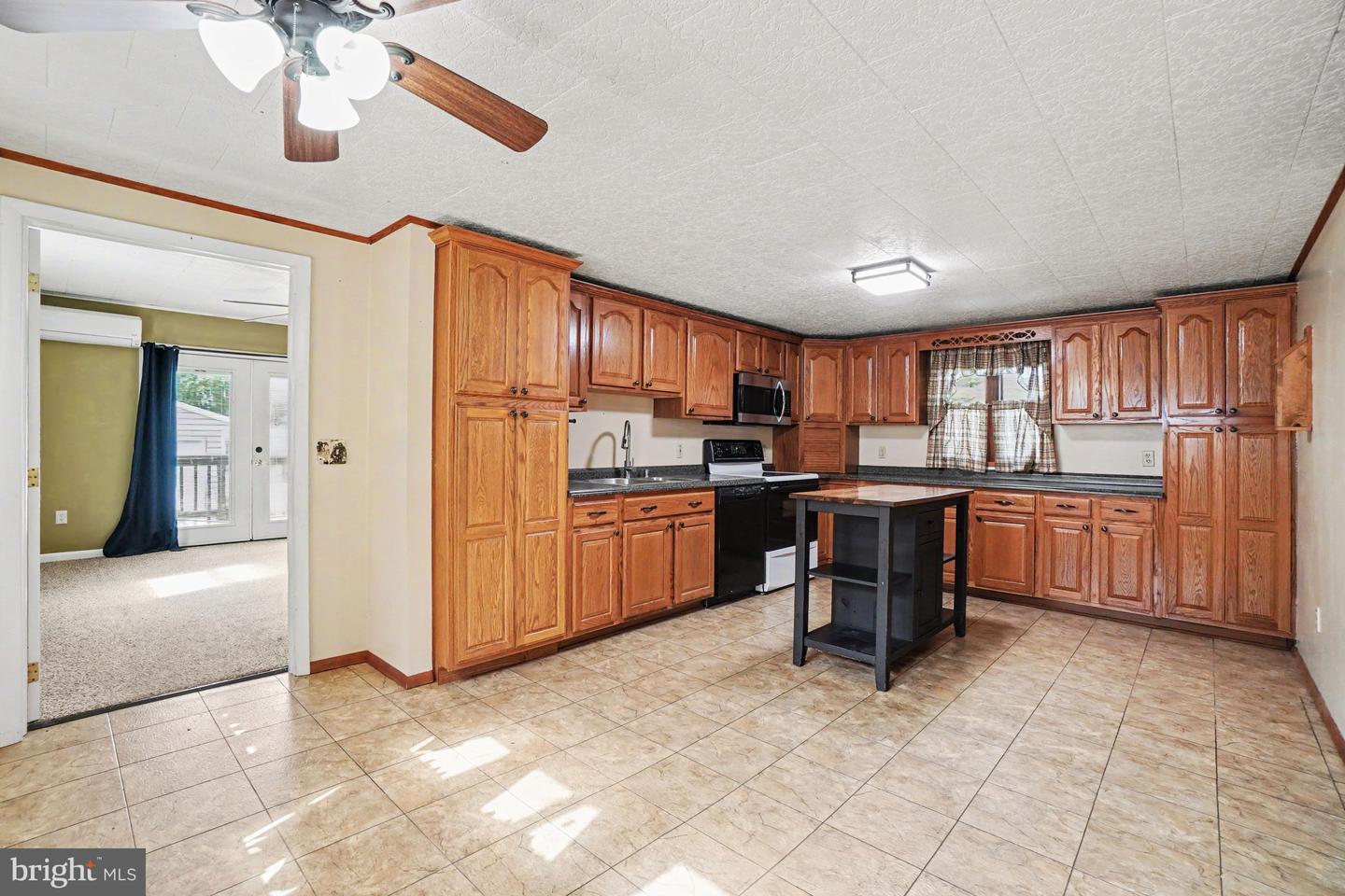 306 Ridgley St Property Photo 10