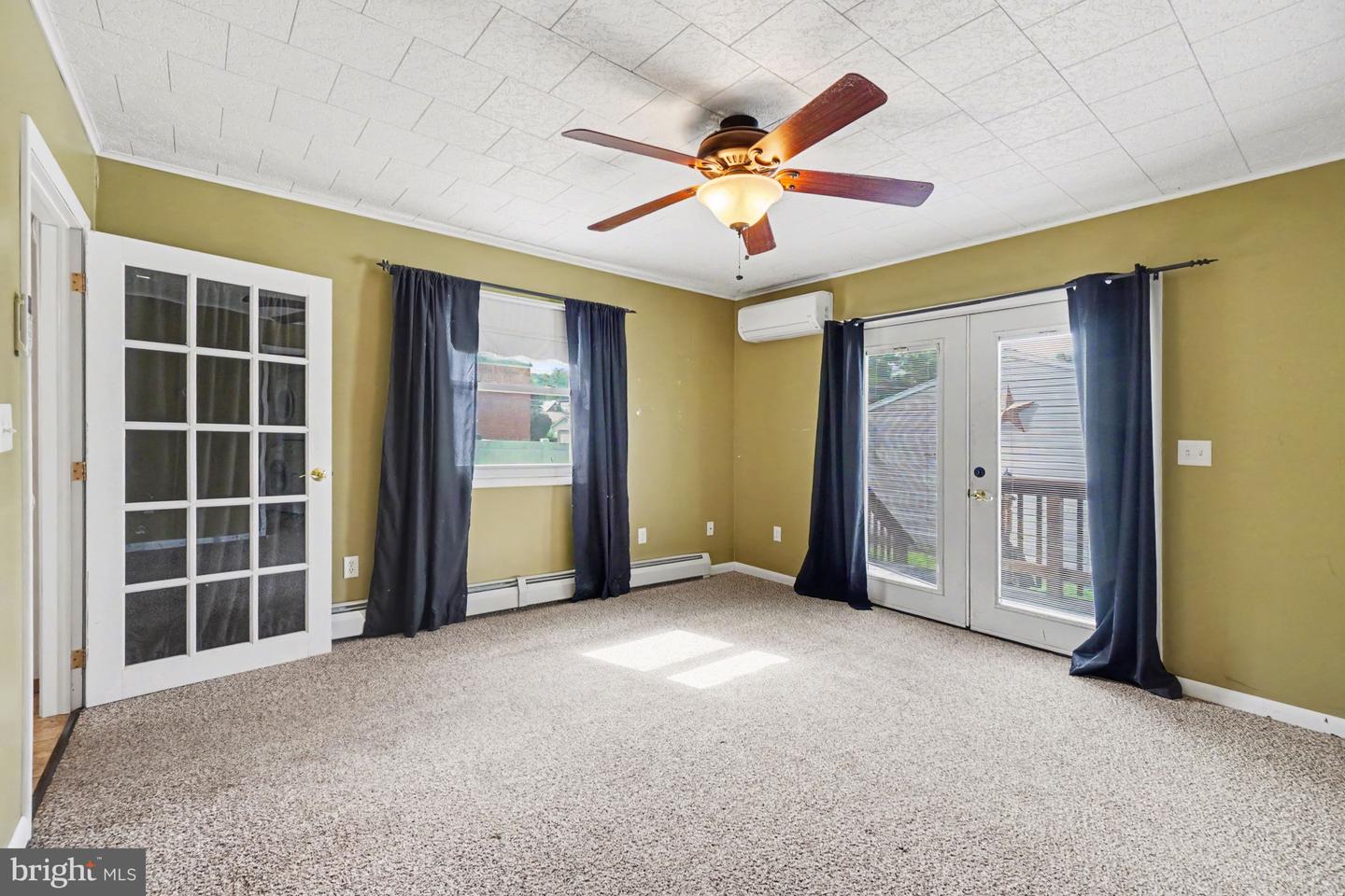 306 Ridgley St Property Photo 11