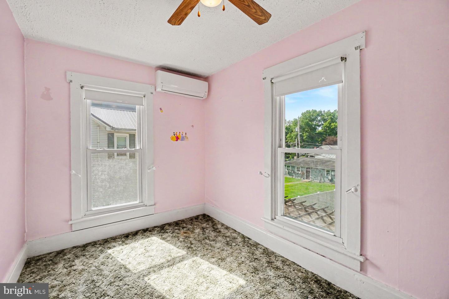 306 Ridgley St Property Photo 15