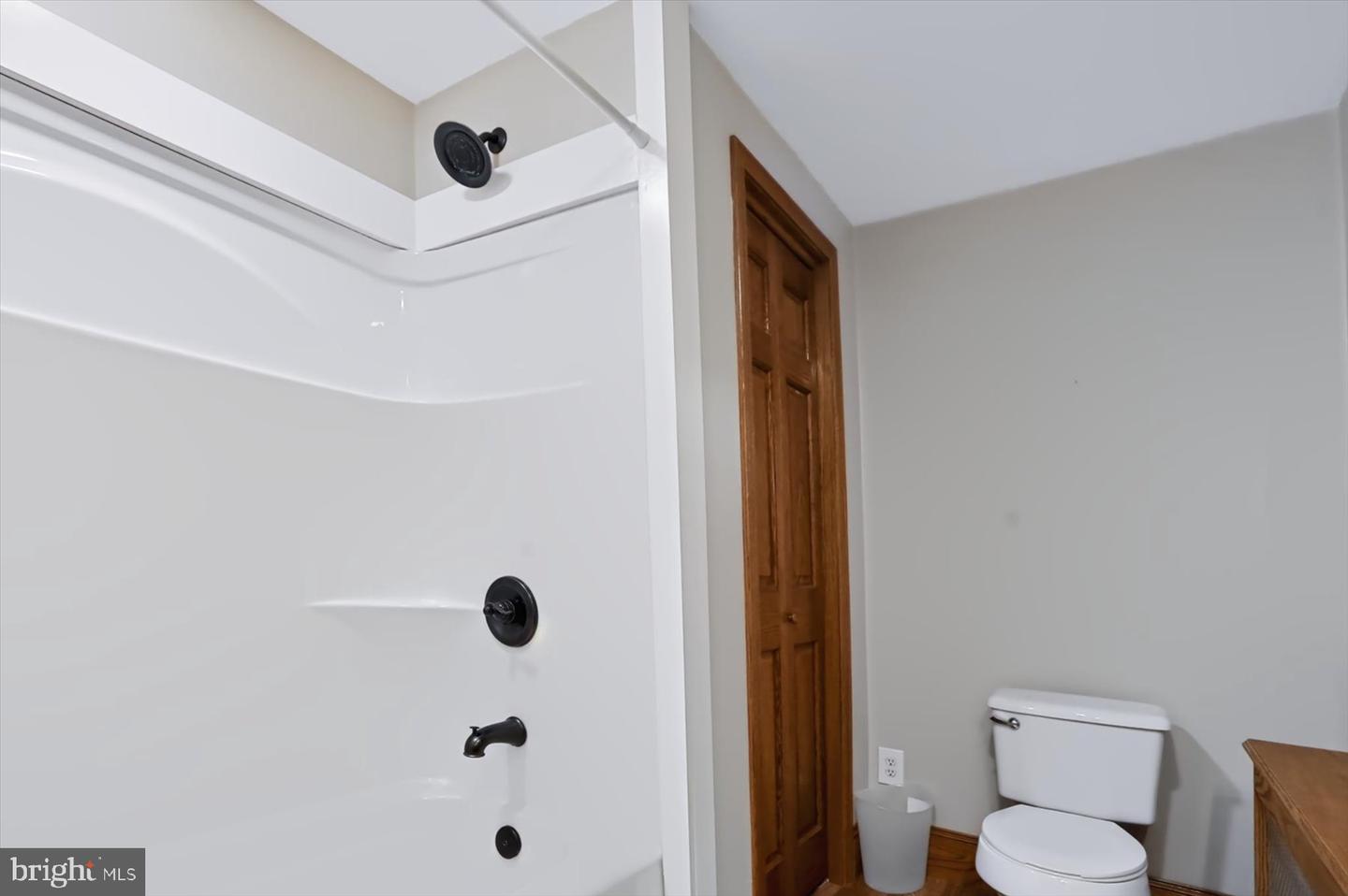 20228 2nd St Property Photo 10