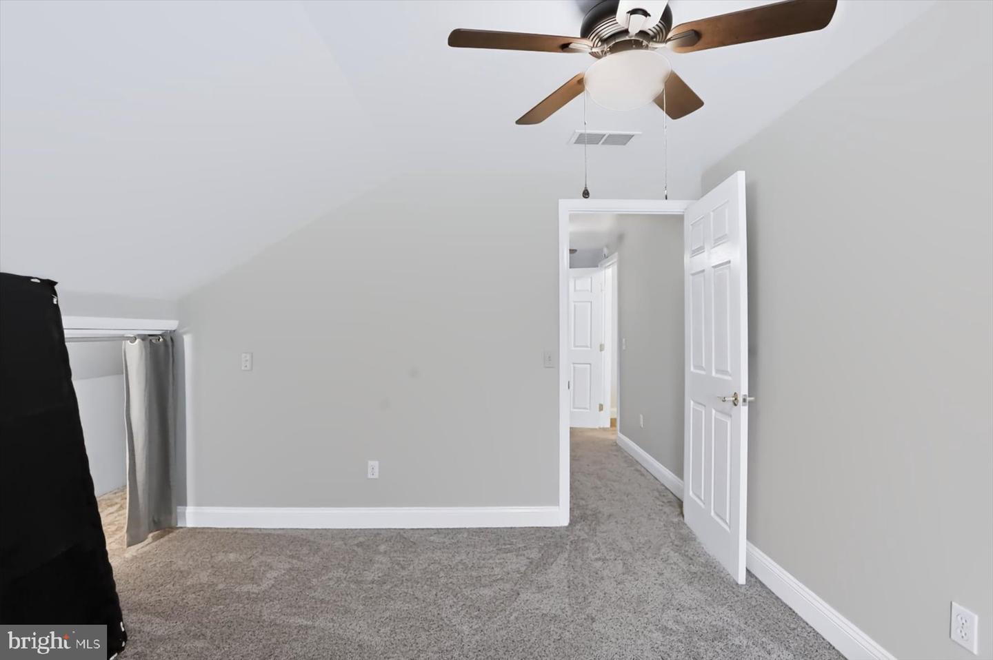 20228 2nd St Property Photo 29