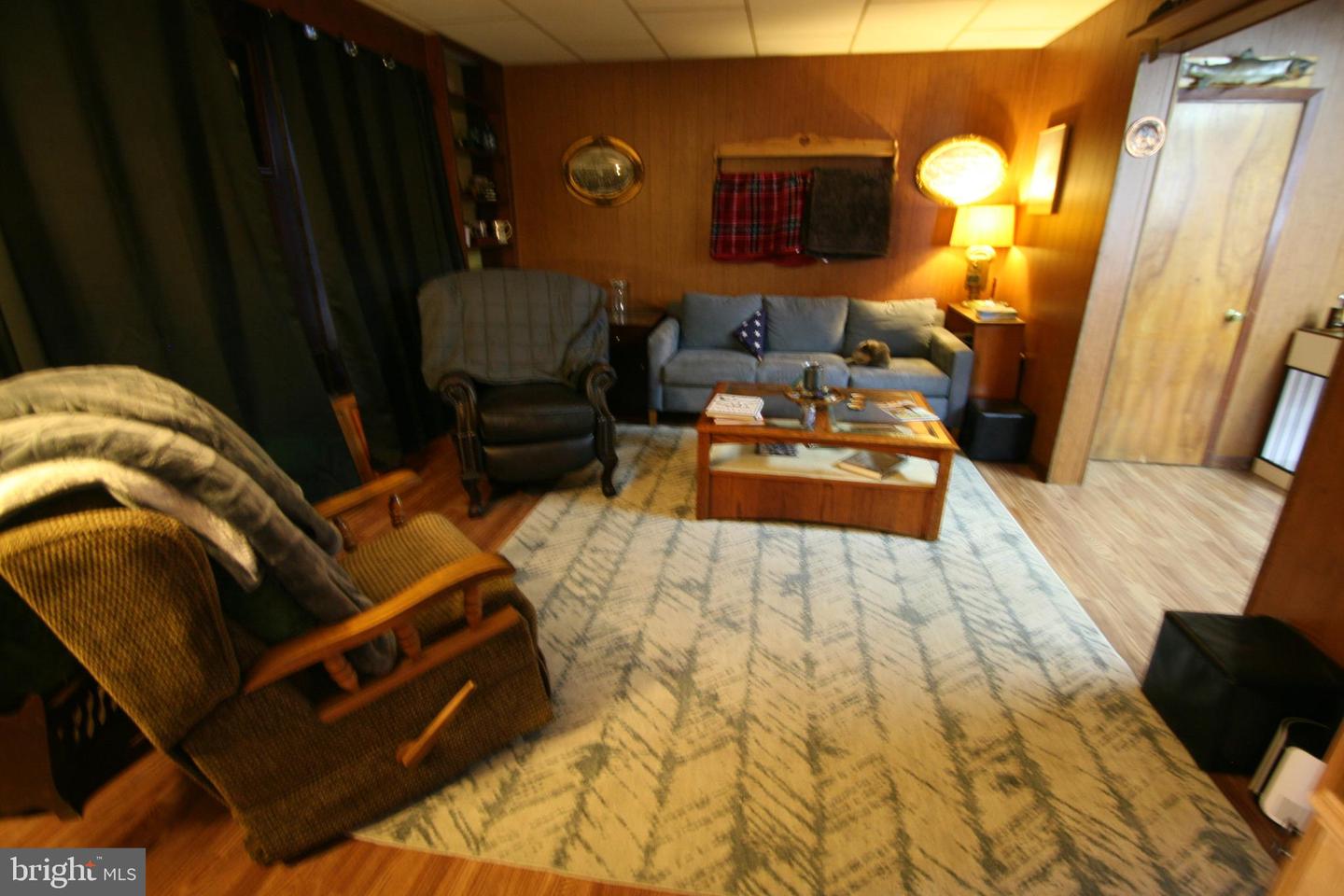 1107 Pike St Property Photo 5