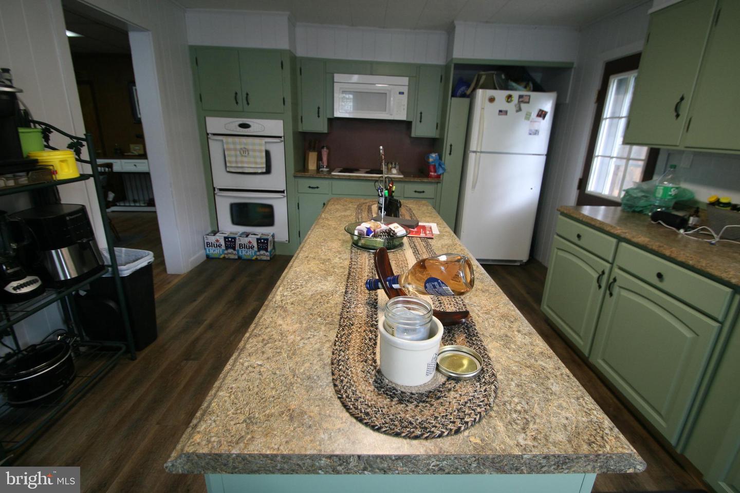 1107 Pike St Property Photo 12