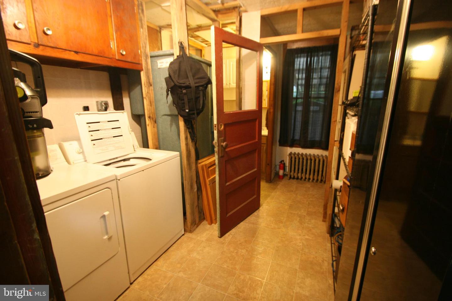 1107 Pike St Property Photo 15