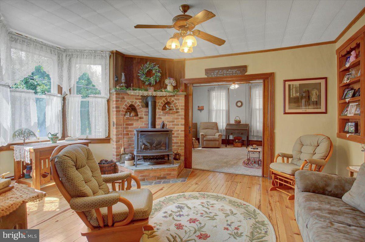 20499 Main St Property Photo 42