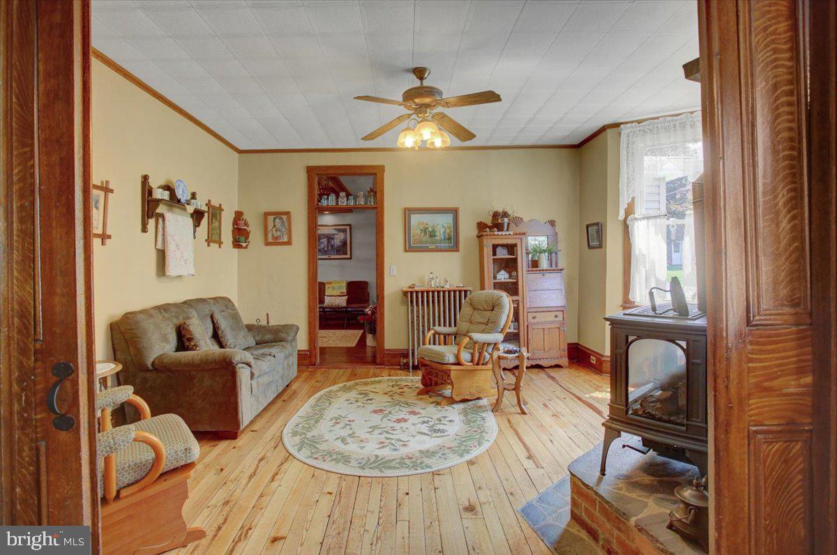 20499 Main St Property Photo 44