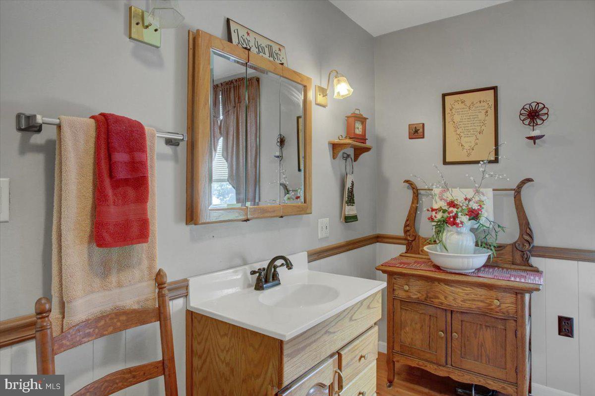 20499 Main St Property Photo 60