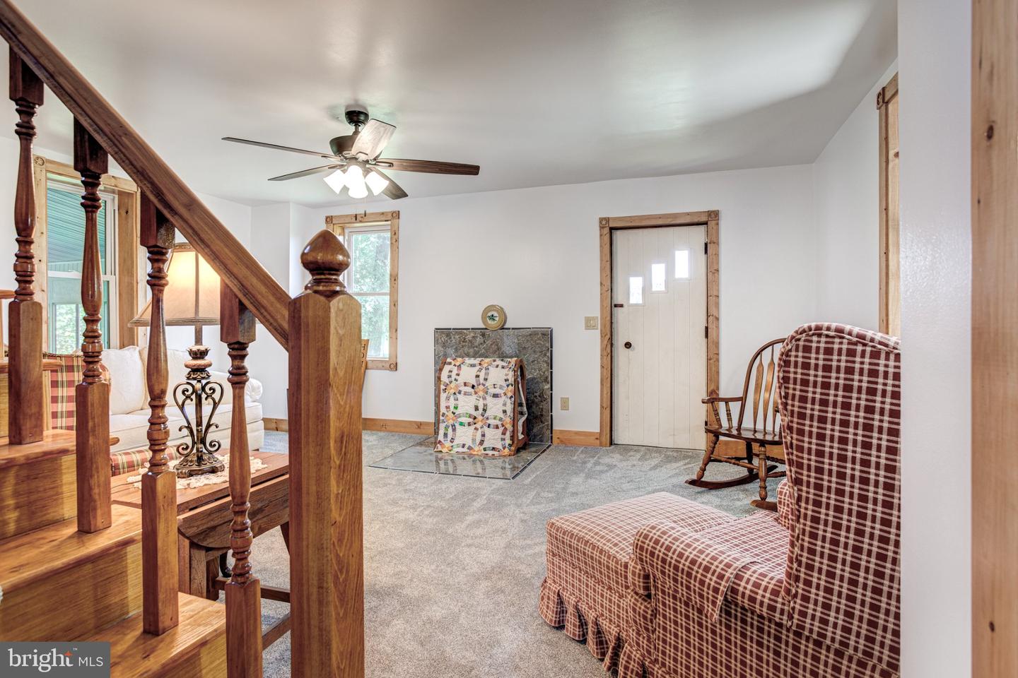 9492 Sugar Grove Rd Property Photo 13